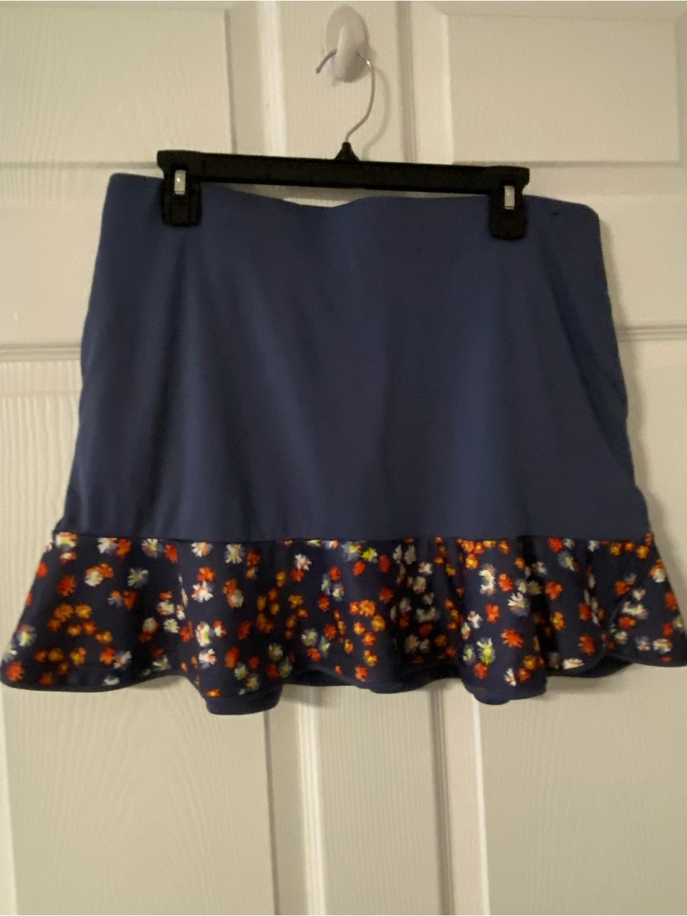 T42- CALLAWAY Slate Blue TRUESCULPT Opti-Dri Ruffle Hem Active Skort